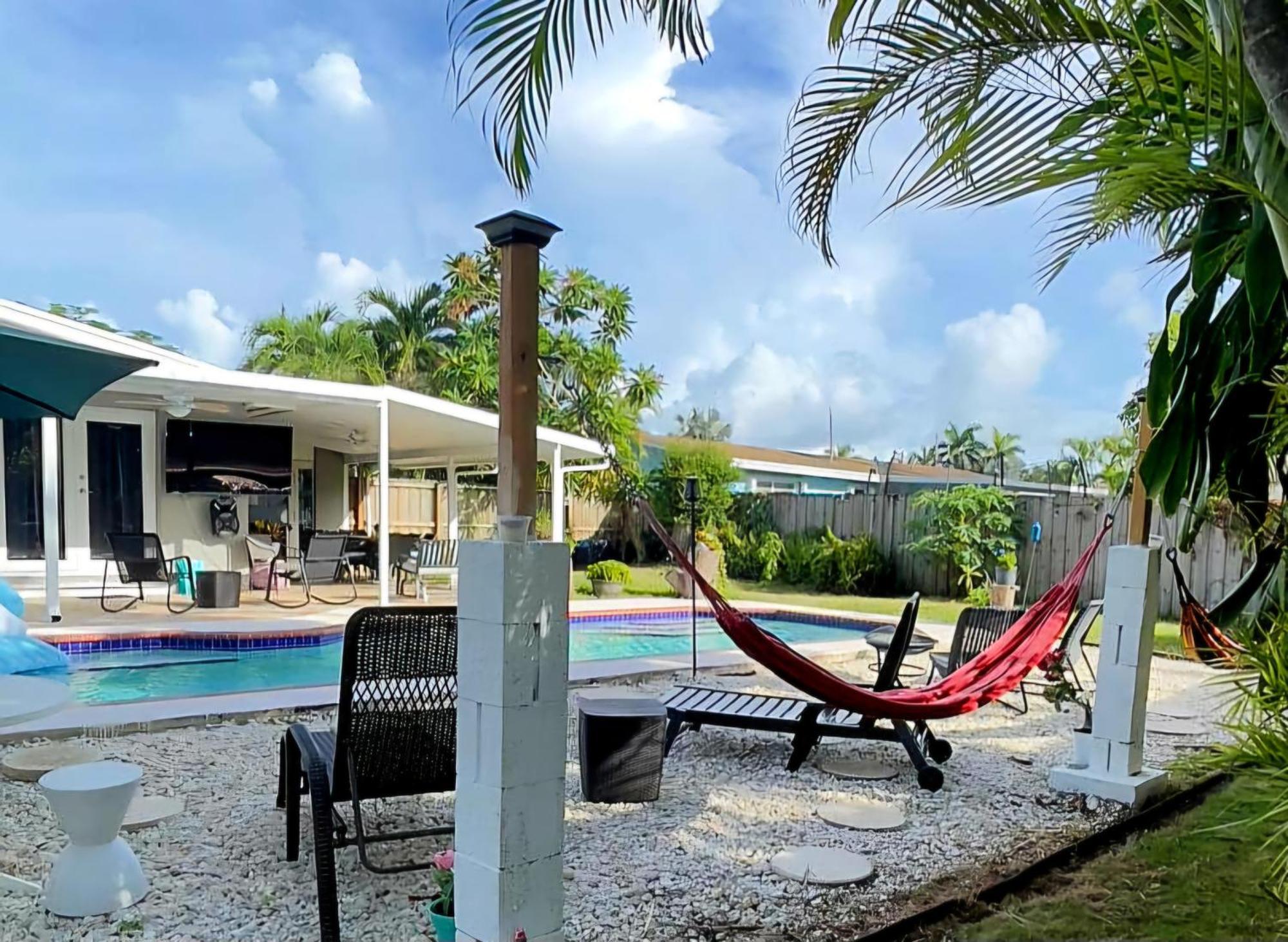 Pool House Resort Heated Swimming Pool Family Getaway Cutler Bay Exterior photo