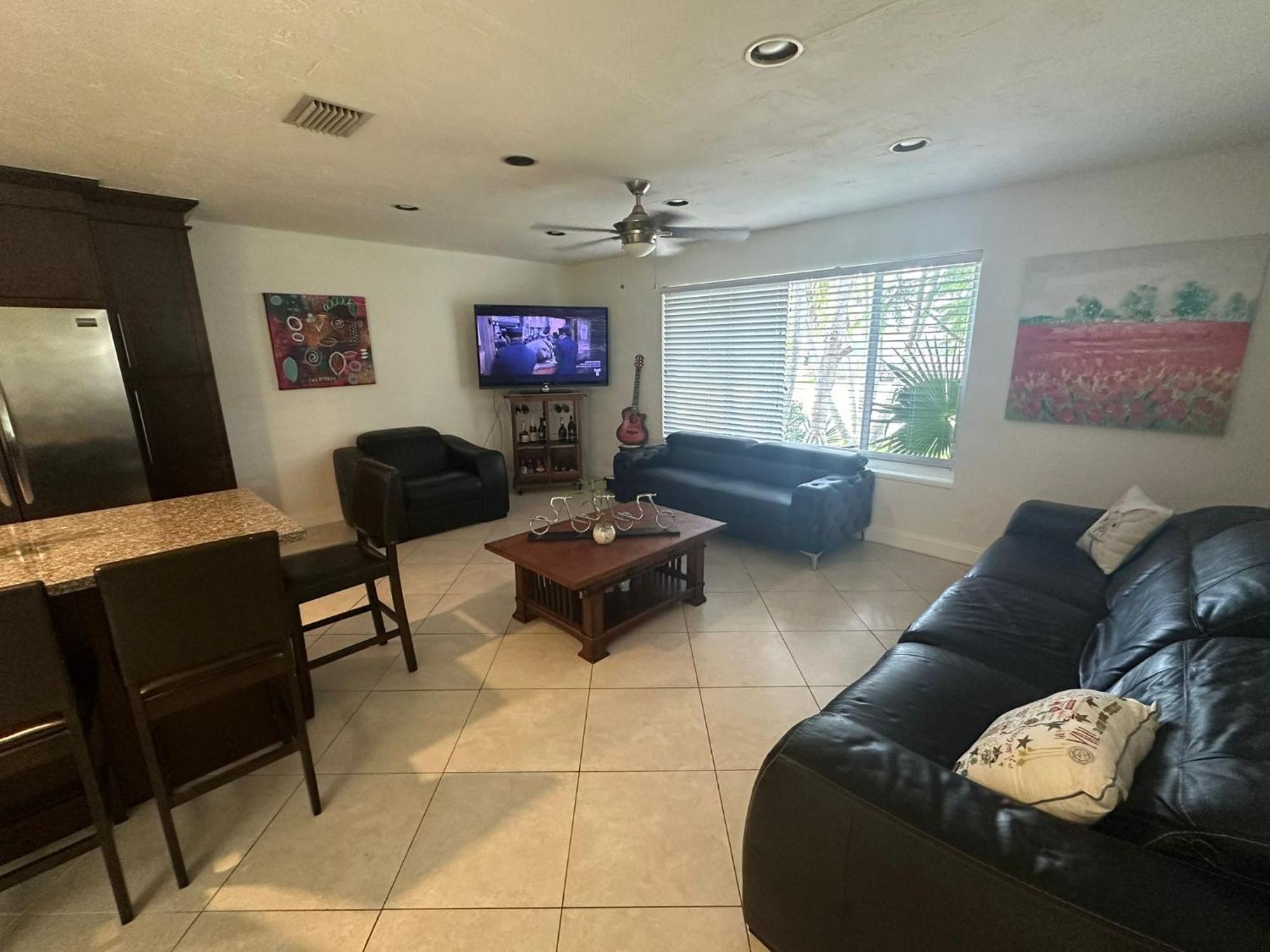 Pool House Resort Heated Swimming Pool Family Getaway Cutler Bay Exterior photo