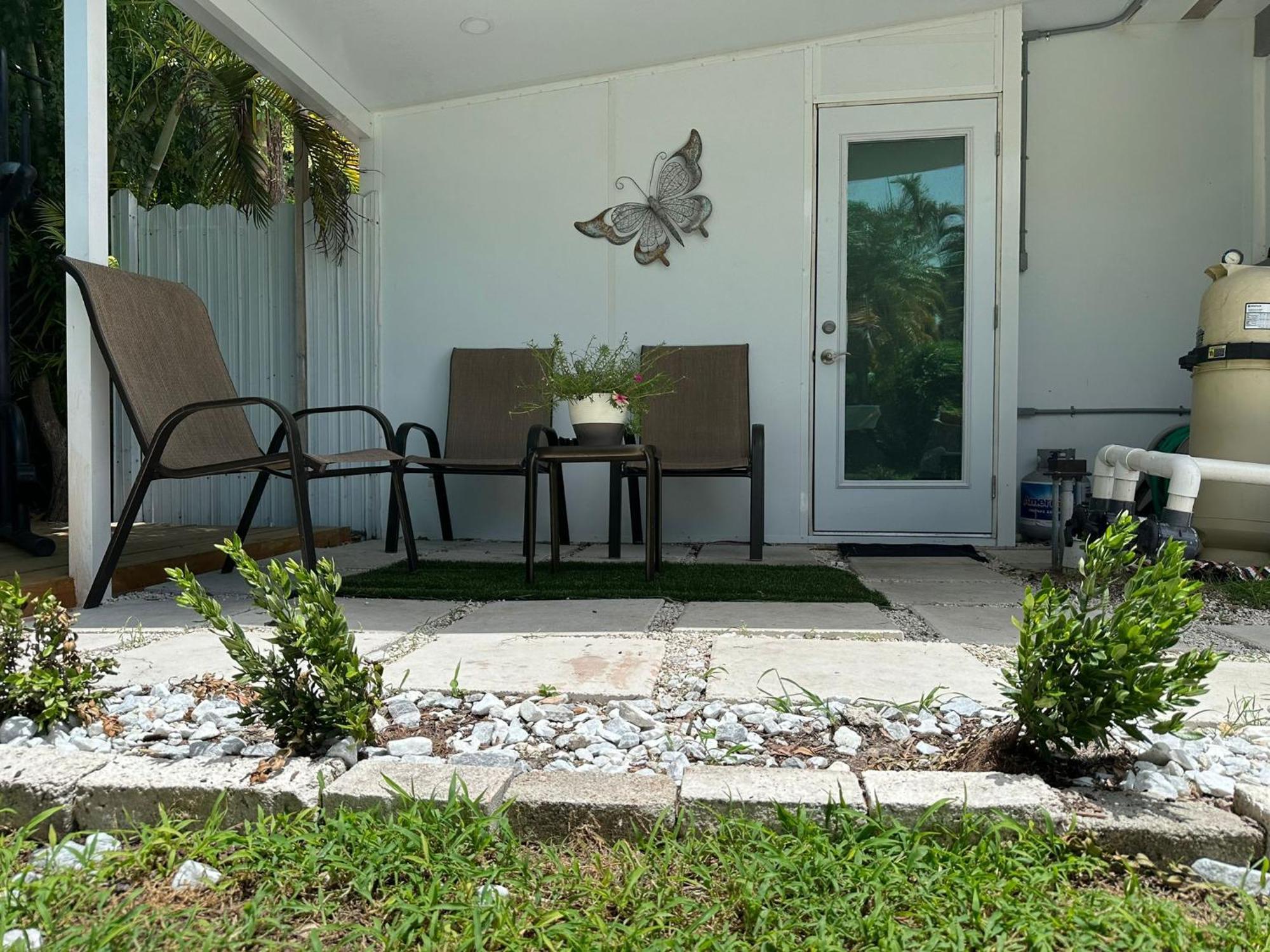 Pool House Resort Heated Swimming Pool Family Getaway Cutler Bay Exterior photo