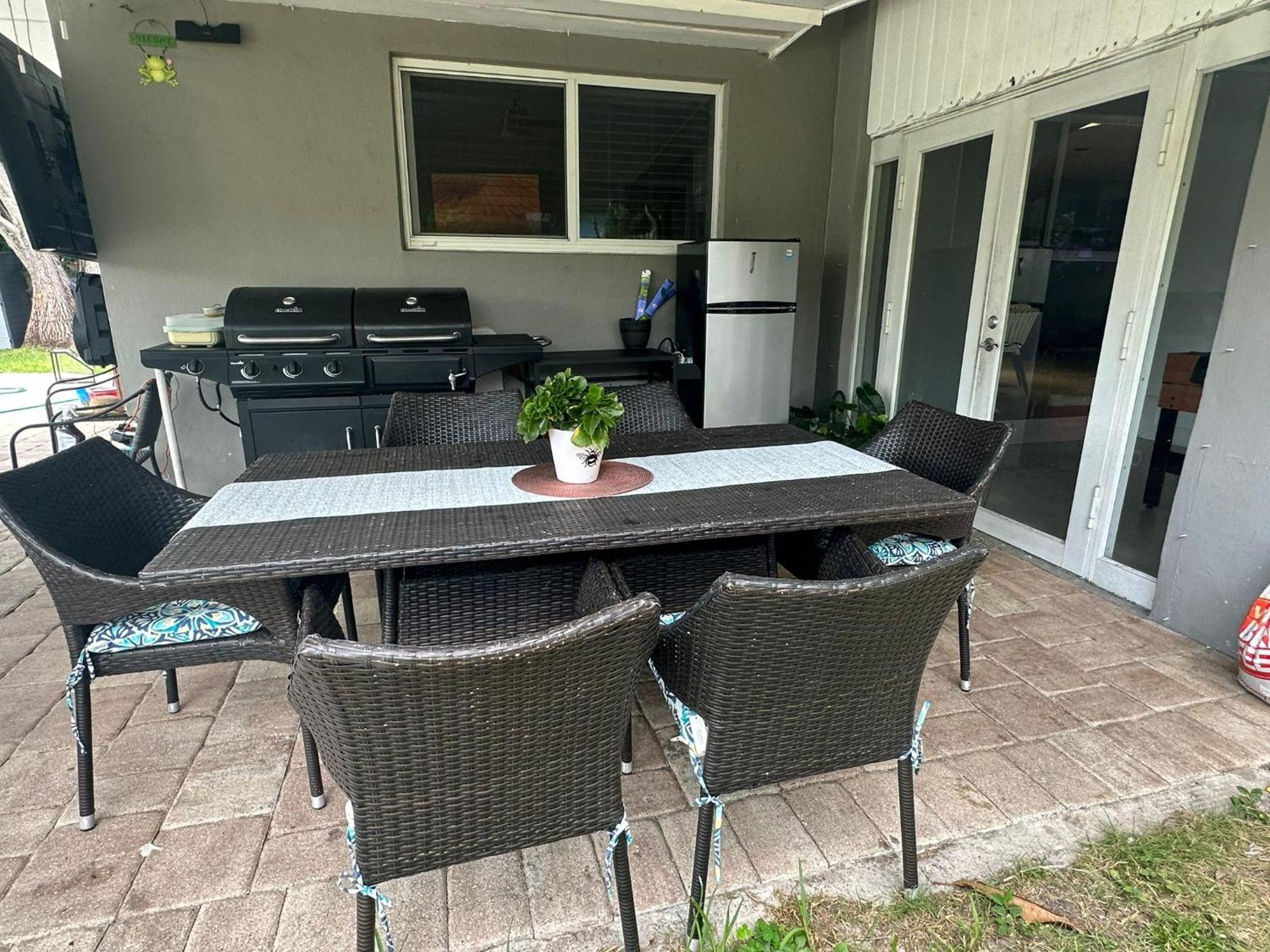 Pool House Resort Heated Swimming Pool Family Getaway Cutler Bay Exterior photo